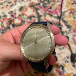 Garmin vivomove HR smartwatch + additional band